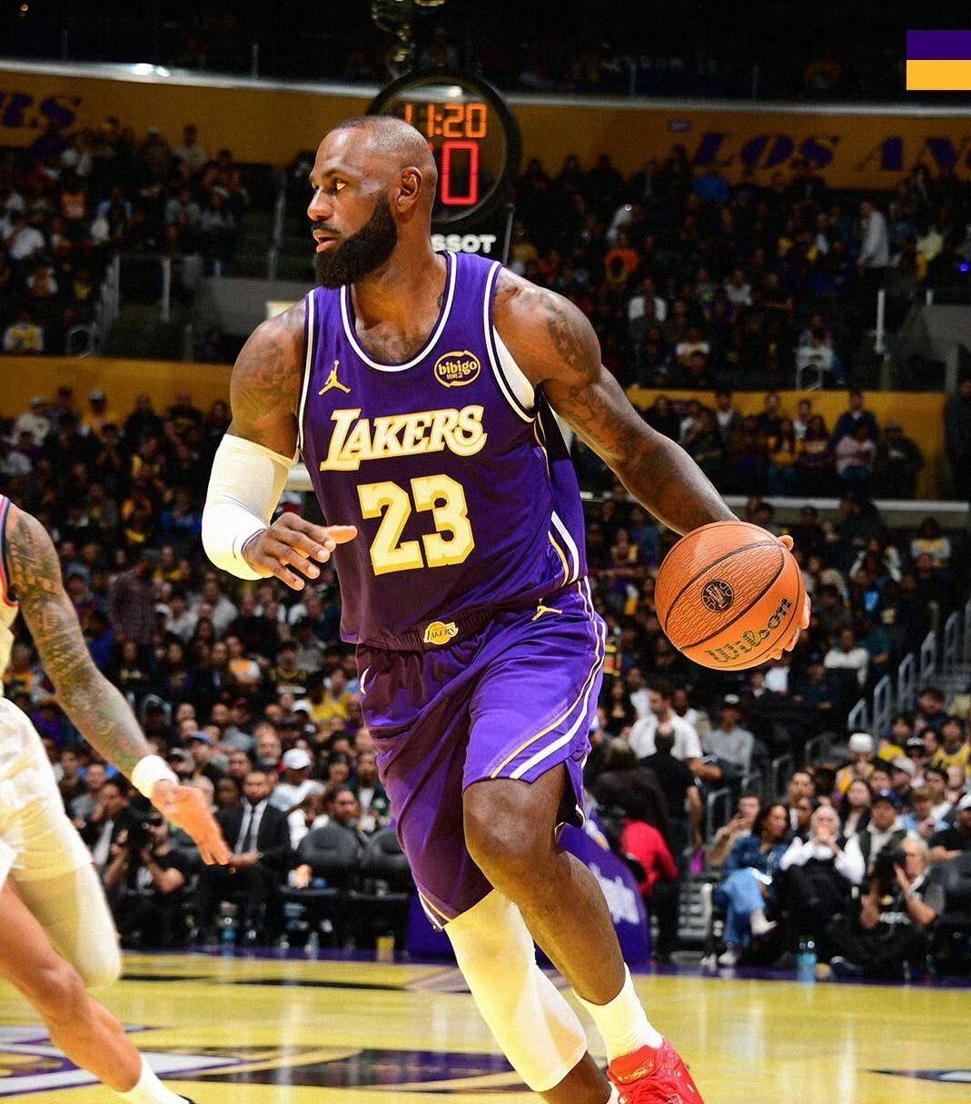  洛杉矶湖人迎CBA常规赛关键赛，今晚战术微调，压力陡增，医务组通报恢复