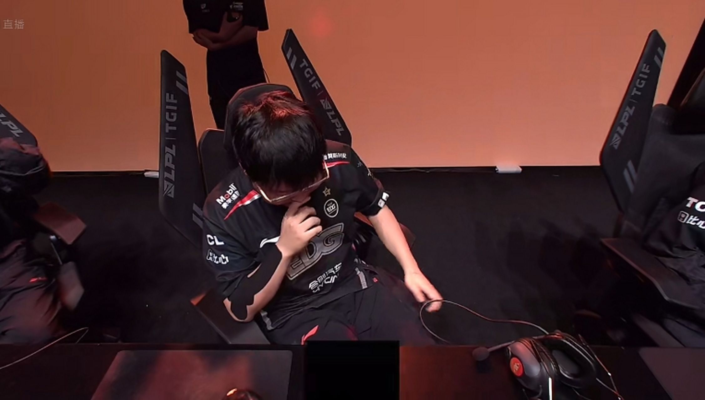 ng28娱乐-包含Uzi迎来十二赛季高光表现，FPX球迷沸腾！的词条