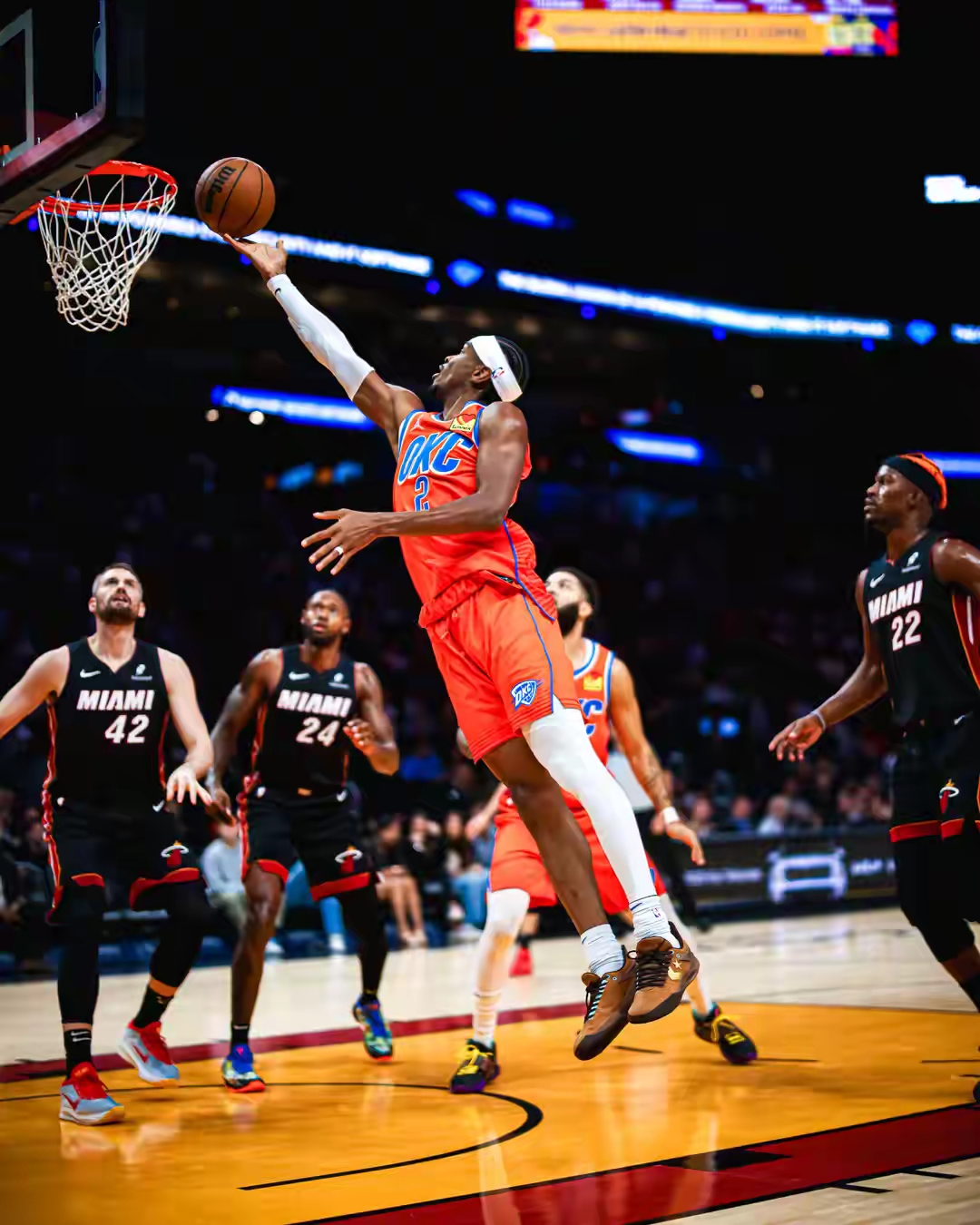 南宫28-巴特勒连续十场比赛得分超过连败，美国队挑战极限！的简单介绍